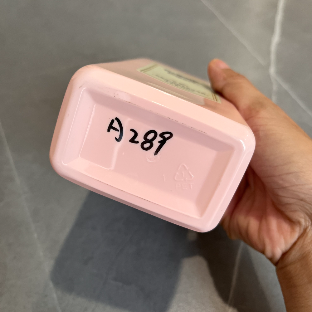 plastic shampoo bottle 450ml flat pink pet hand sanitizer black body wash bottle press pump lotion bottles plastic shampoo bottle 450ml flat pink pet hand sanitizer black body wash bottle press pump lotion bottles